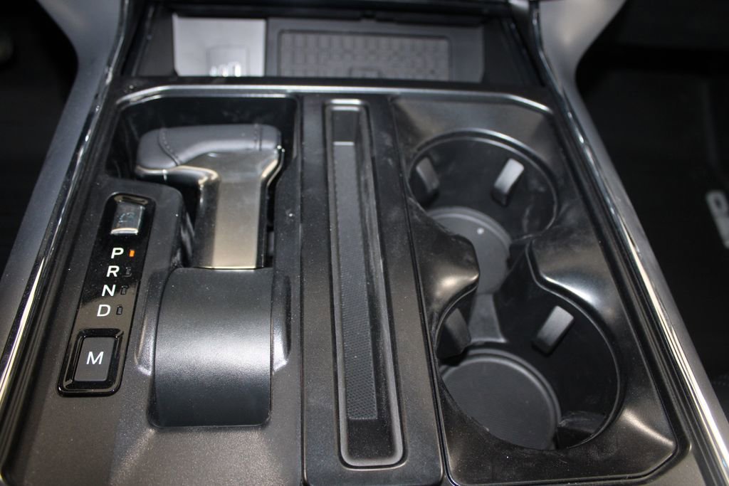 New 2025 Ford F150 Lariat w/ Equipment Group 502A High image 47