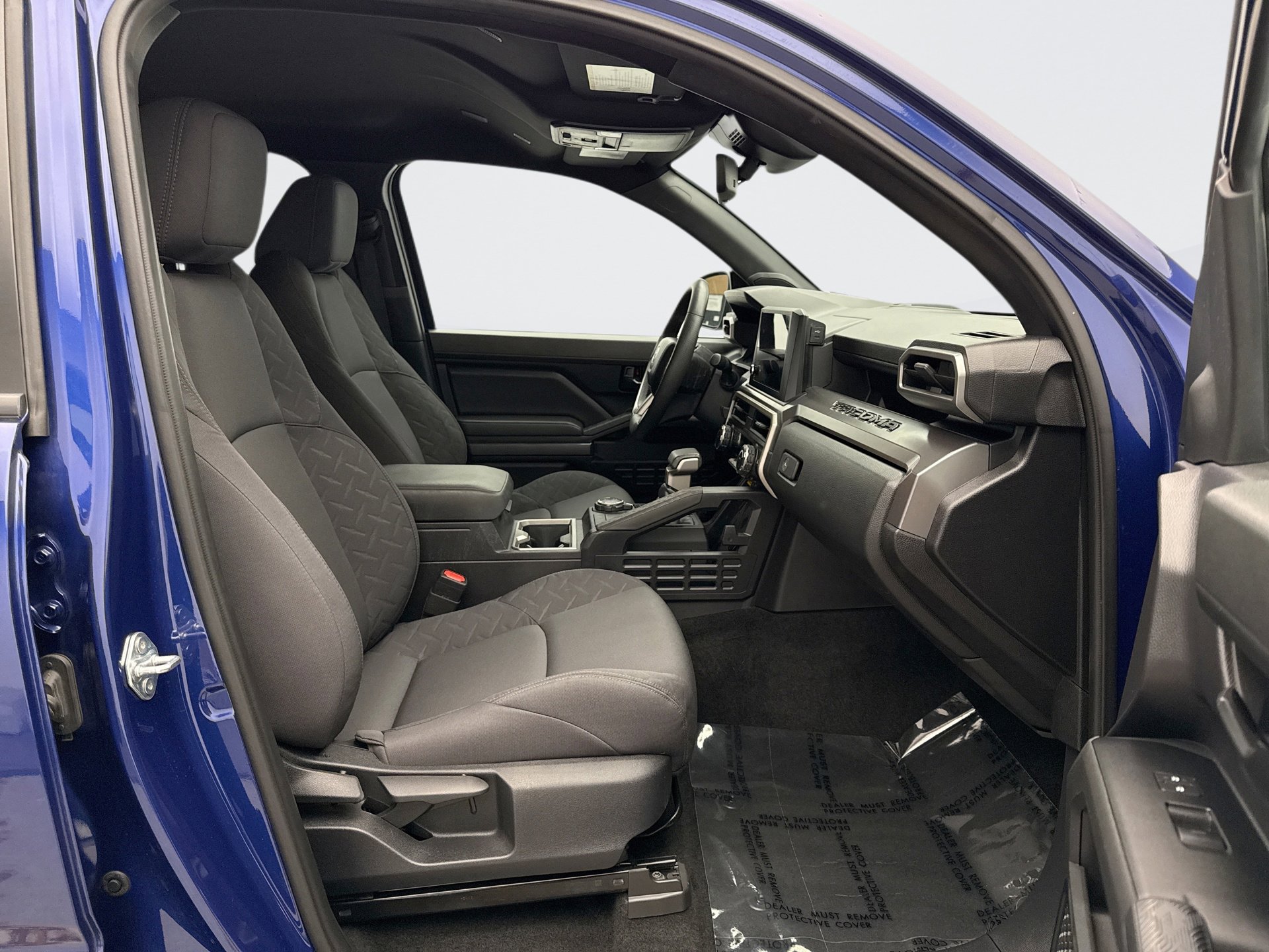 Used 2024 Toyota Tacoma SR5 AWD/4WD image 18