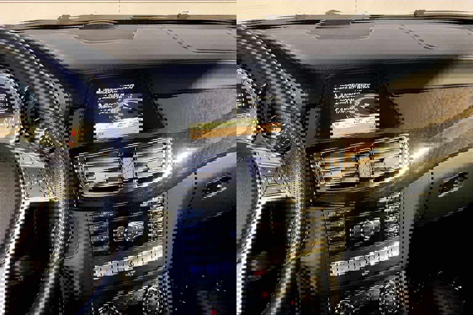 Used 2012 Mercedes-Benz CLS 550 image 6