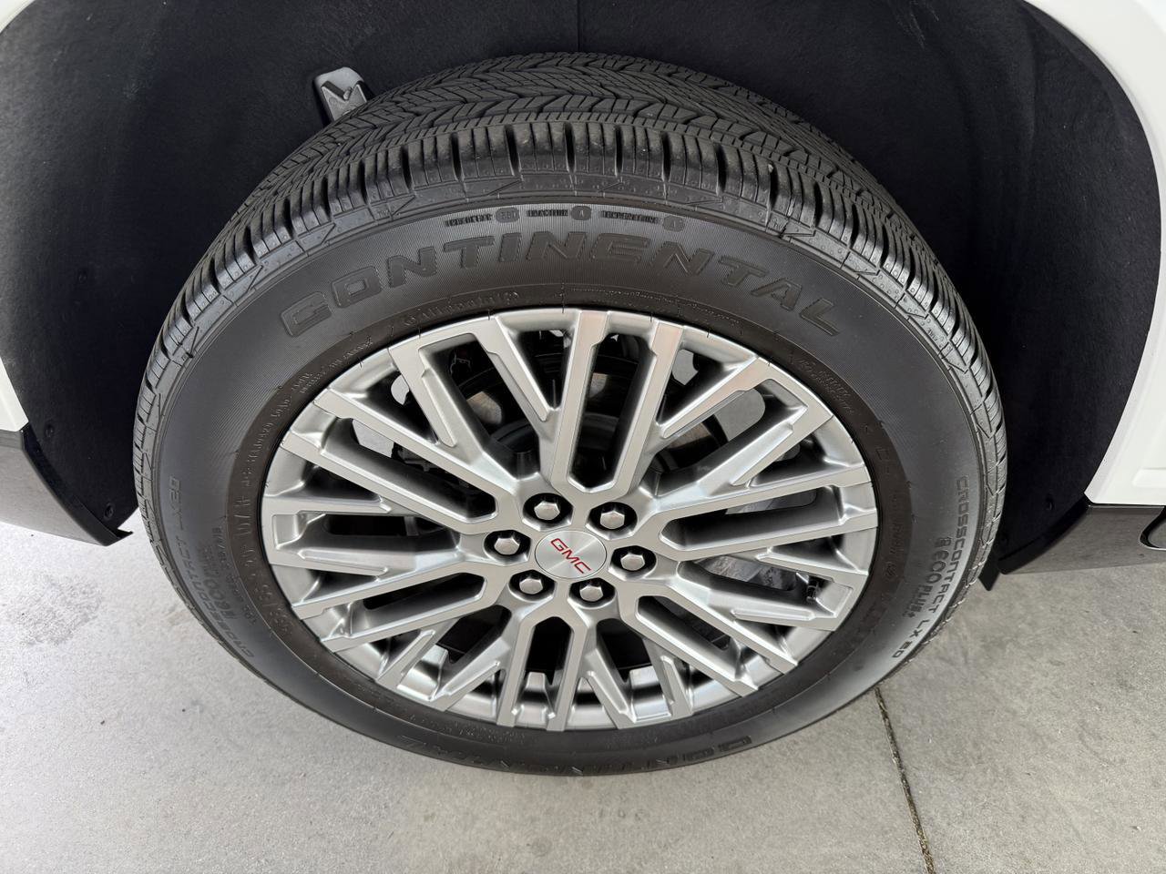 Used 2024 GMC Acadia Denali w/ LPO, Floor Liner Package image 52