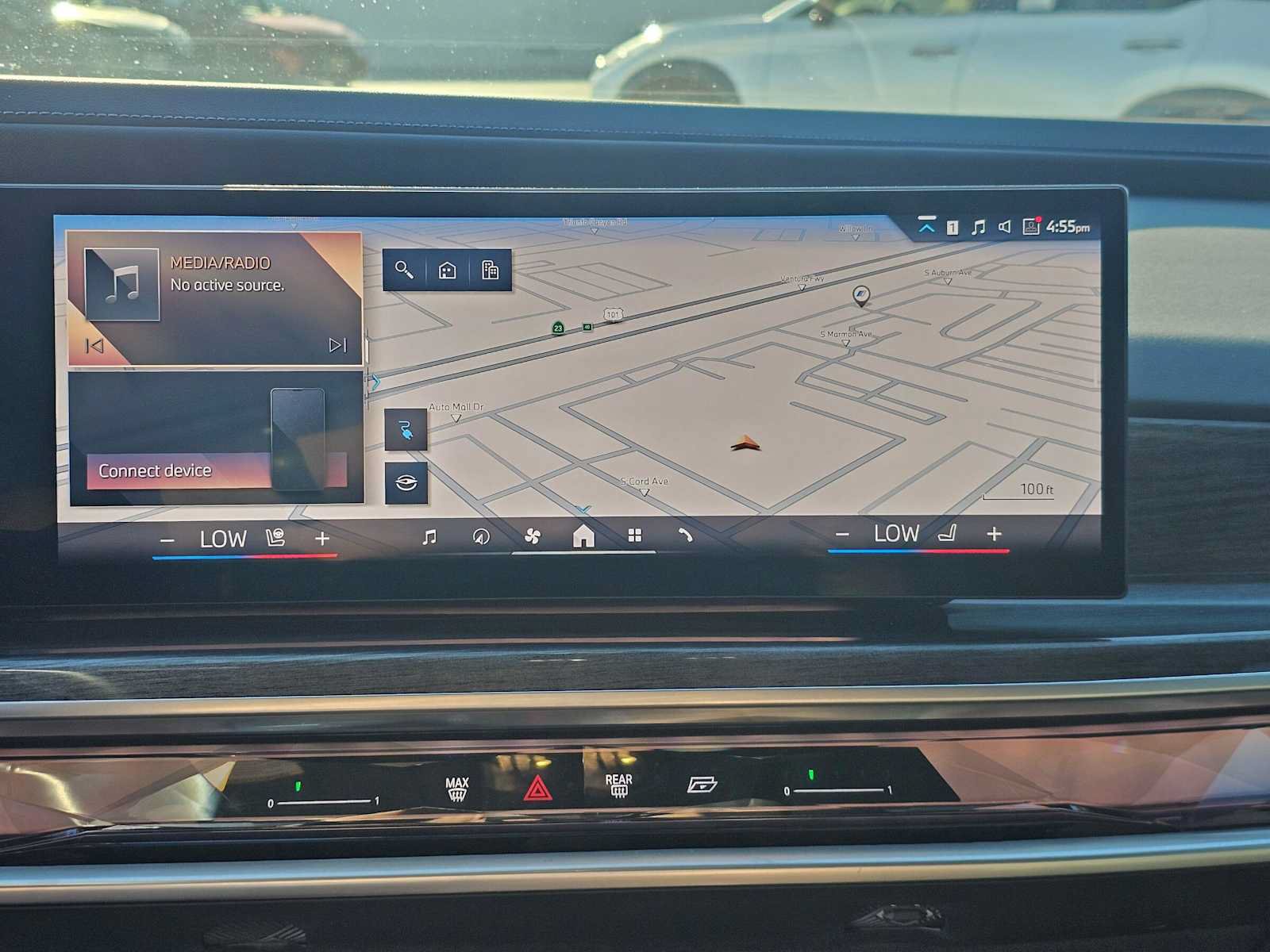 Used 2024 BMW i7 eDrive50 w/ M Sport Package RWD image 25
