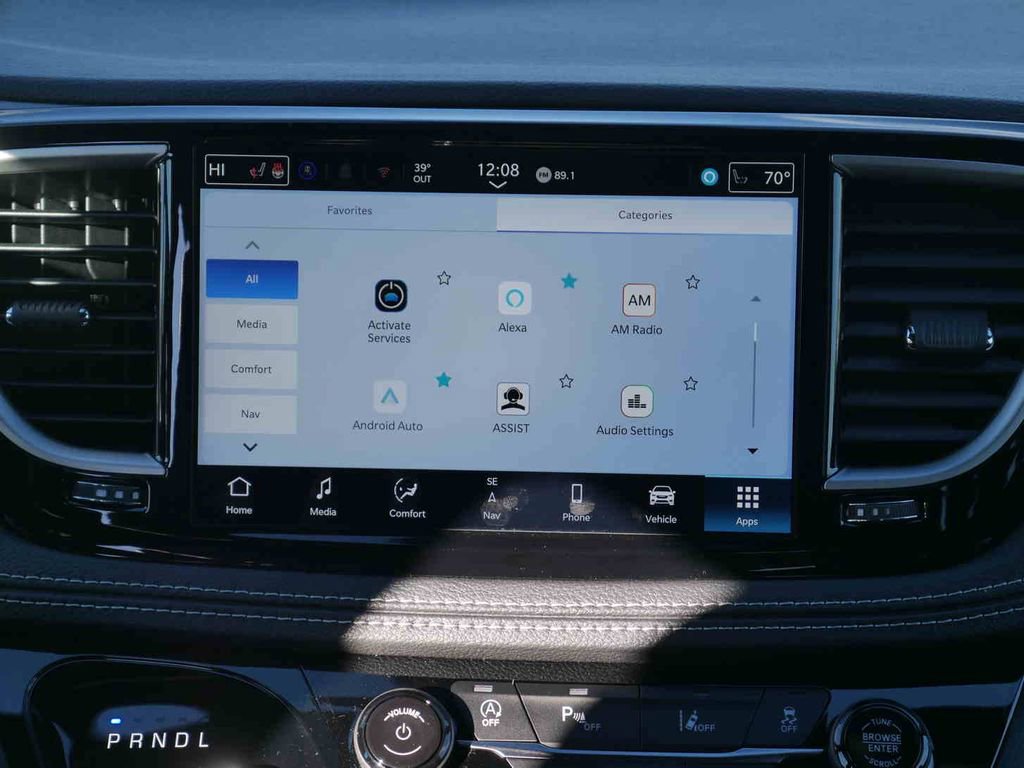 New 2026 Chrysler Pacifica Select image 5