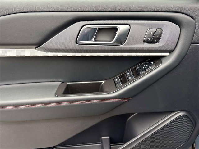 New 2026 Ford Explorer ST-Line w/ ST-Line Street Pack image 21