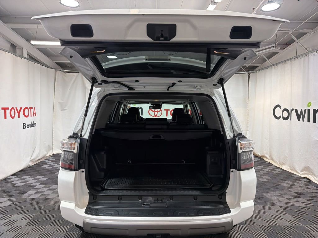 Used 2023 Toyota 4Runner TRD Off-Road Premium w/ Off Road Premium Plus Package image 16