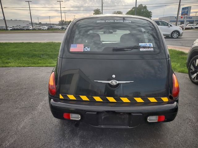 Used 2005 Chrysler PT Cruiser FWD image 12