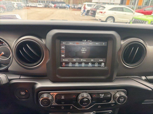 Used 2022 Jeep Wrangler Sport S image 13