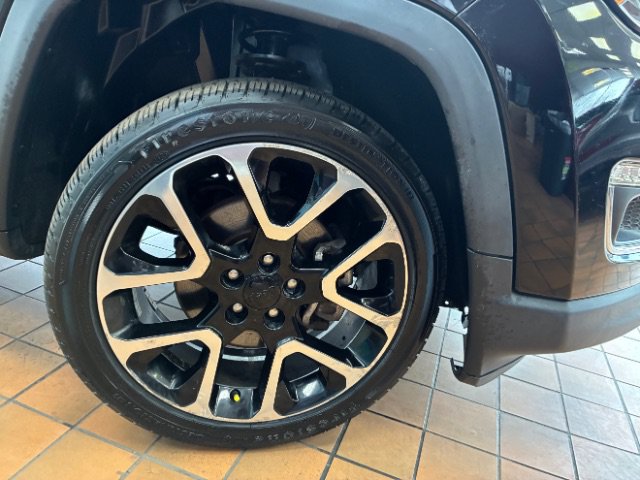 Used 2019 Jeep Compass Limited w/ Safety & Security Group image 27