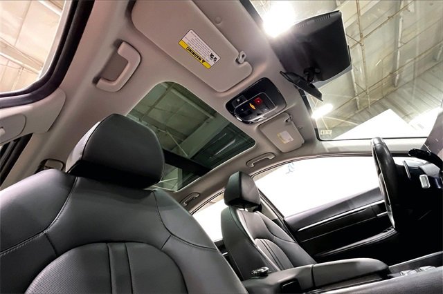 Used 2025 Hyundai Sonata Limited image 22