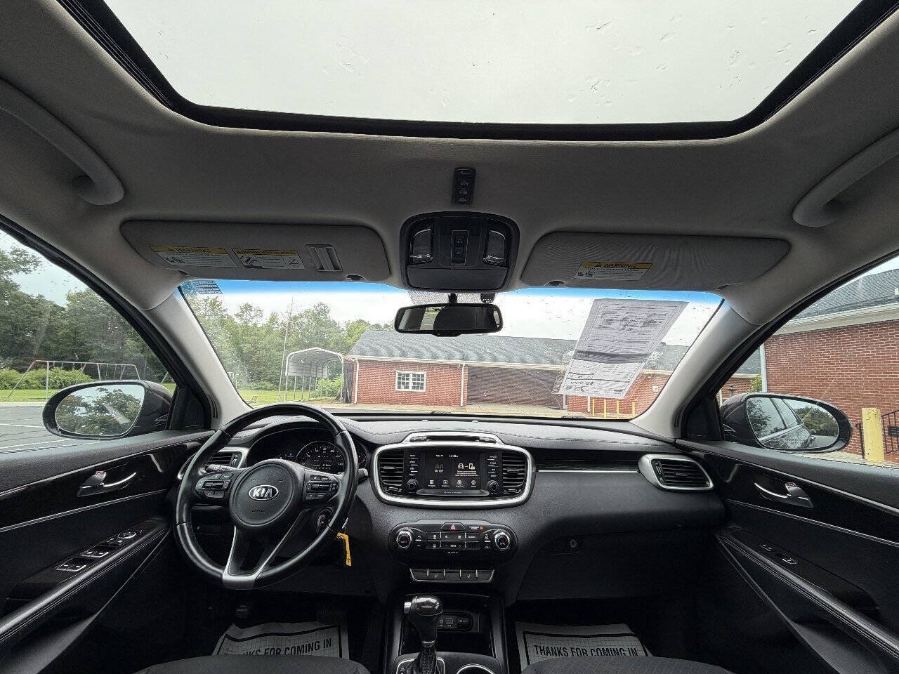Used 2017 Kia Sorento AWD w/ LX V6 Convenience Package image 14