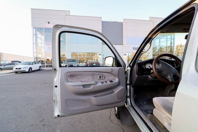 Used 2003 Toyota Tacoma PreRunner image 32