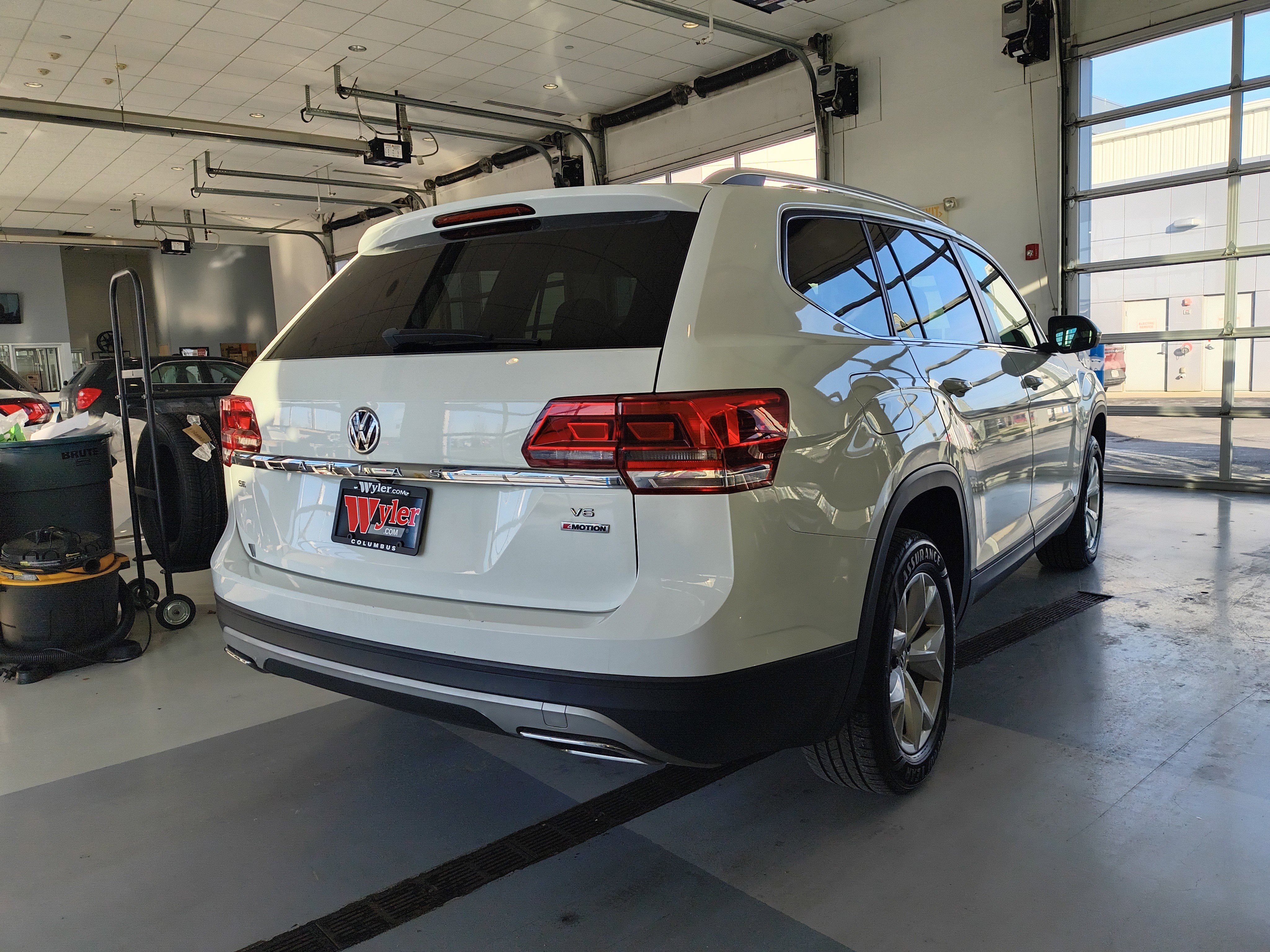 Used 2018 Volkswagen Atlas SE image 4