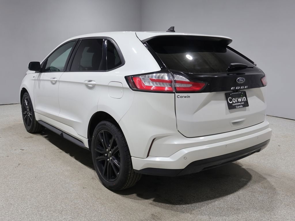 Used 2024 Ford Edge ST-Line AWD/4WD image 5