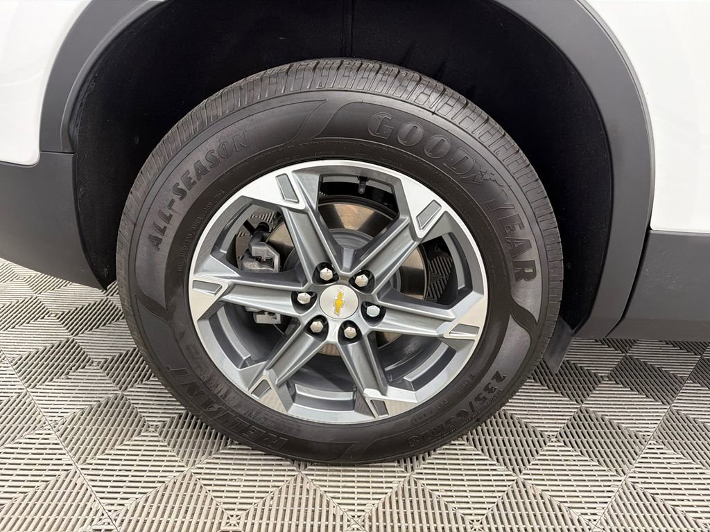 Used 2023 Chevrolet Blazer LT image 18