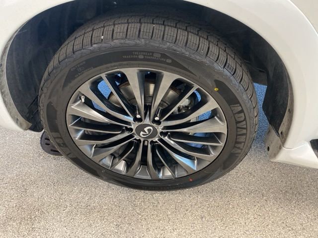 Used 2021 INFINITI QX80 Premium Select w/ Cargo Package AWD/4WD image 11