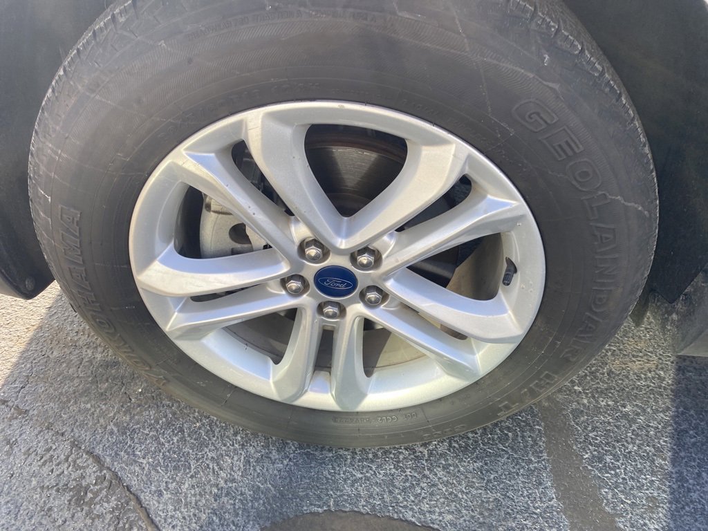 Used 2019 Ford Edge SEL w/ Equipment Group 201A image 31