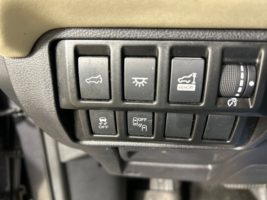 Used 2021 Subaru Ascent Touring image 13