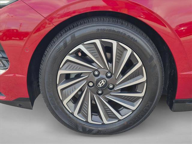 Used 2025 Hyundai Sonata Limited FWD image 26