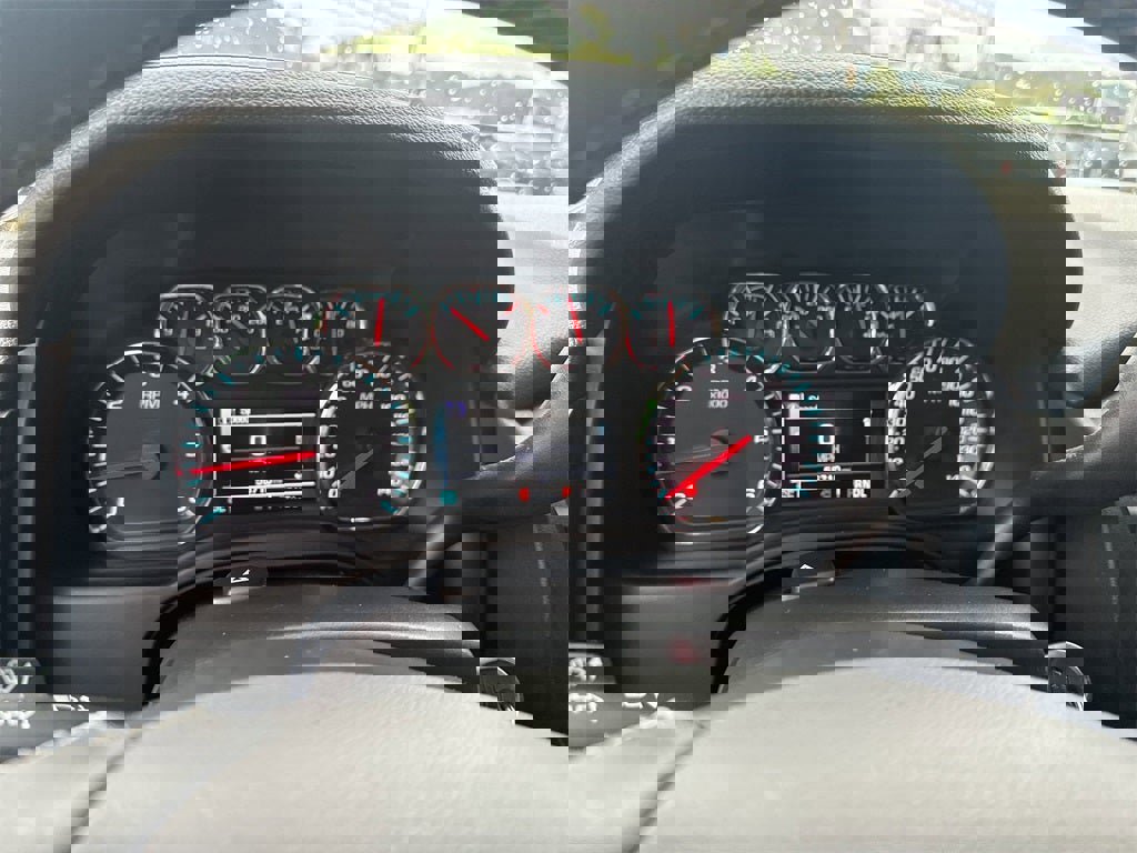 Used 2019 Chevrolet Tahoe LS image 18