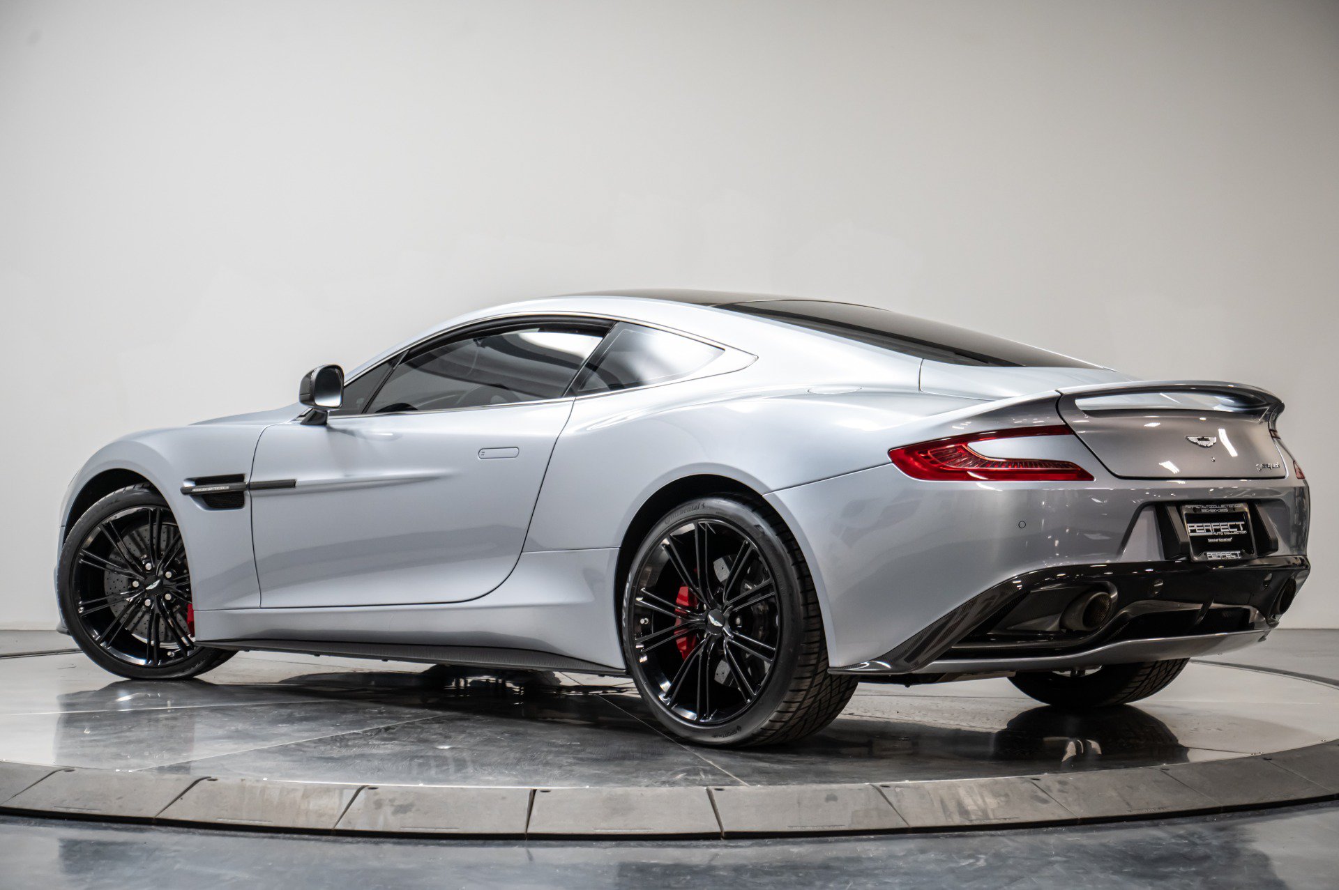 Used 2014 Aston Martin Vanquish Coupe RWD image 59