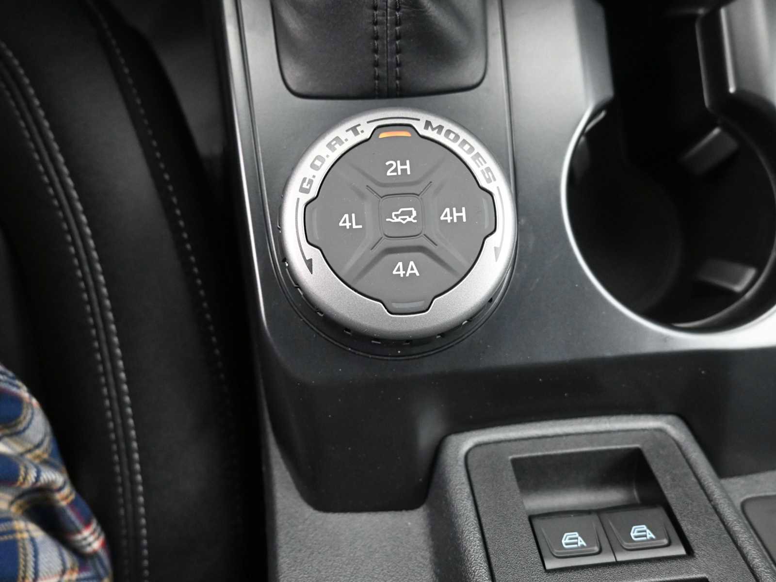 New 2025 Ford Bronco Badlands image 40