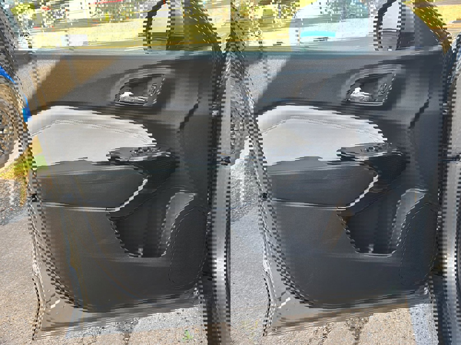 Used 2024 Chevrolet Trax LT w/ Driver Confidence Package image 14