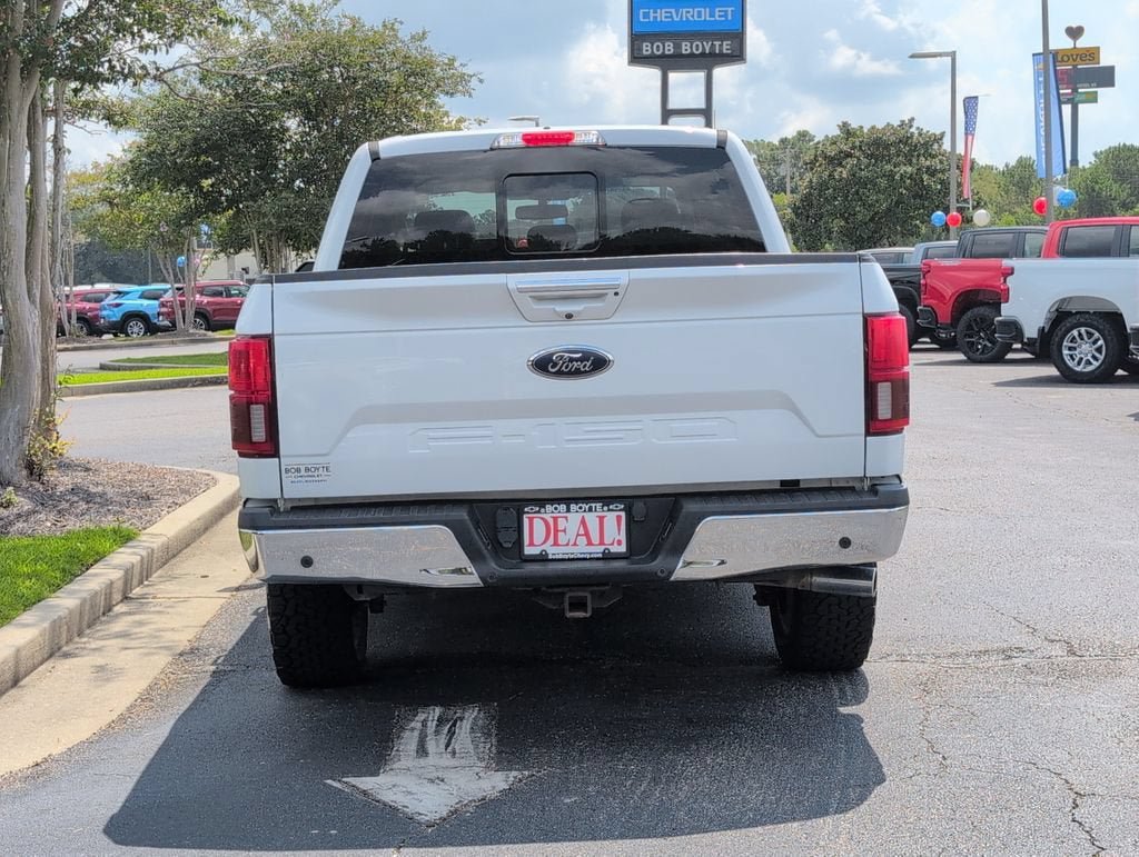 Used 2018 Ford F150 Lariat w/ Equipment Group 502A Luxury AWD/4WD image 4