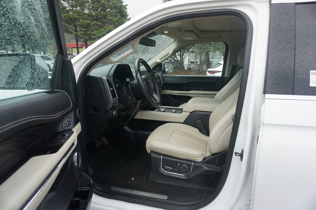 Used 2021 Ford Expedition Max Platinum AWD/4WD image 2