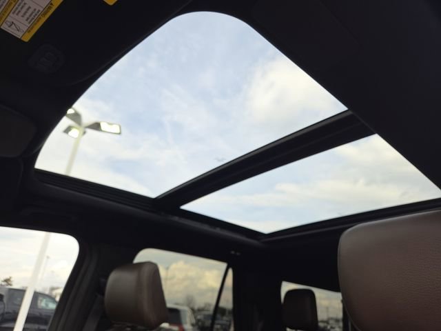 Used 2025 Ford Expedition Max King Ranch image 3