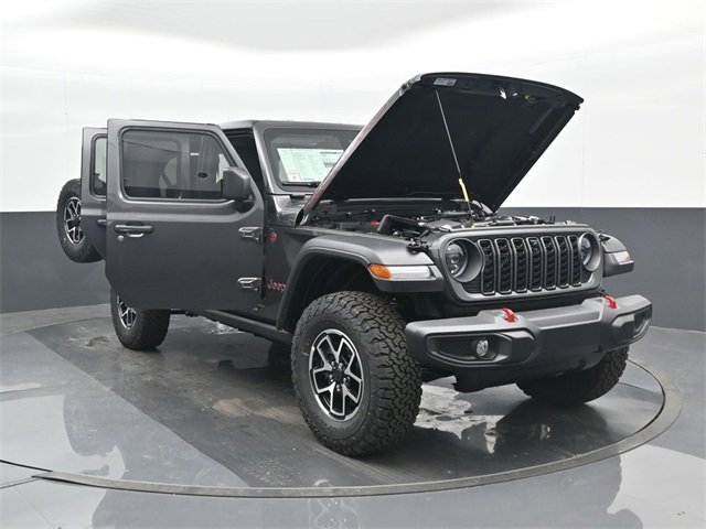 Used 2024 Jeep Wrangler Unlimited Rubicon w/ Technology Group image 45