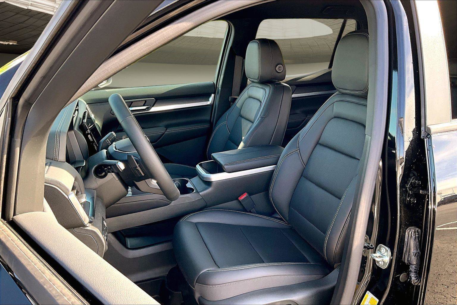 New 2026 GMC Terrain Elevation w/ Elevation Premium Package AWD/4WD image 31