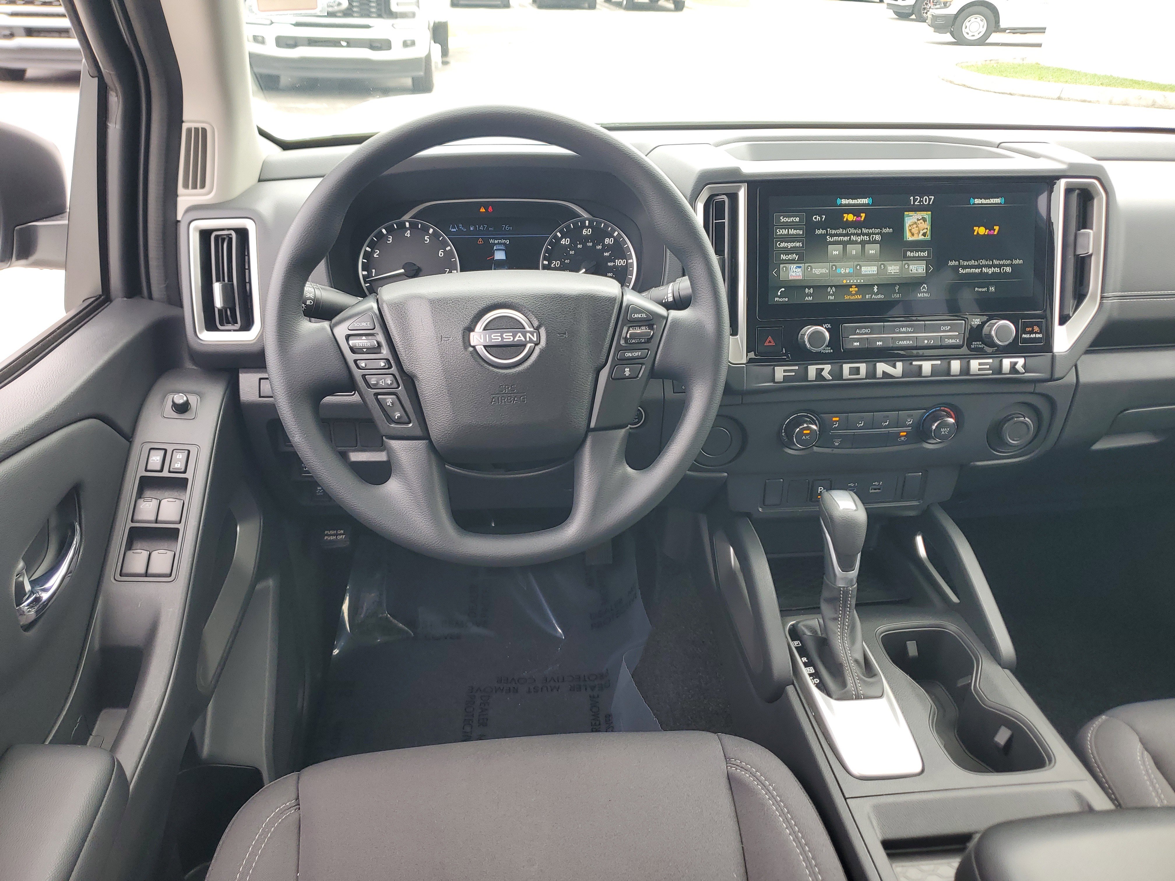 Certified 2025 Nissan Frontier SV image 18