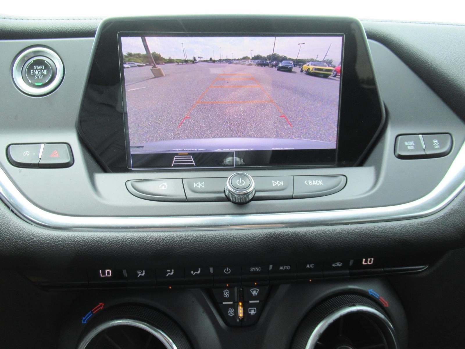 Used 2022 Chevrolet Blazer LT FWD image 29