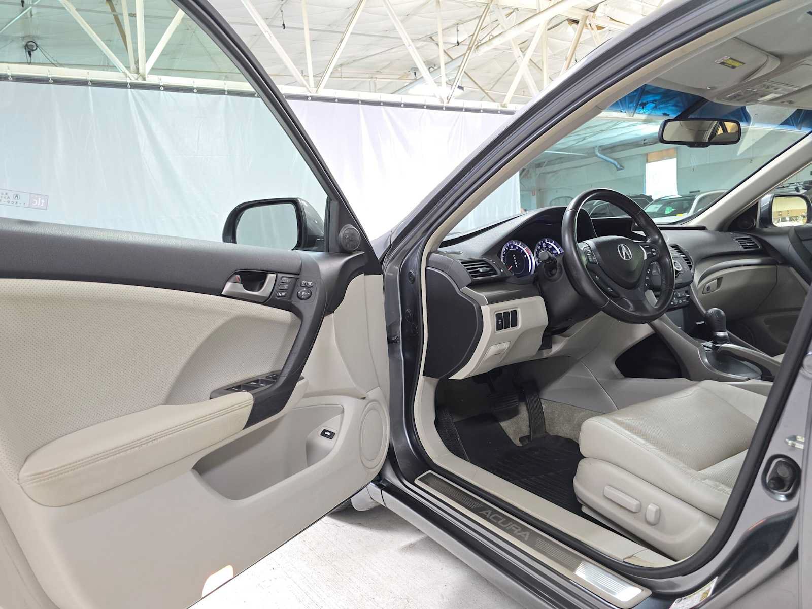Used 2010 Acura TSX Sedan FWD image 19