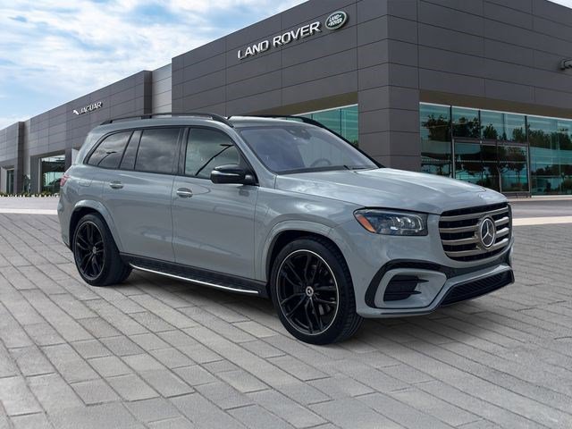 Used 2024 Mercedes-Benz GLS 580 4MATIC image 7