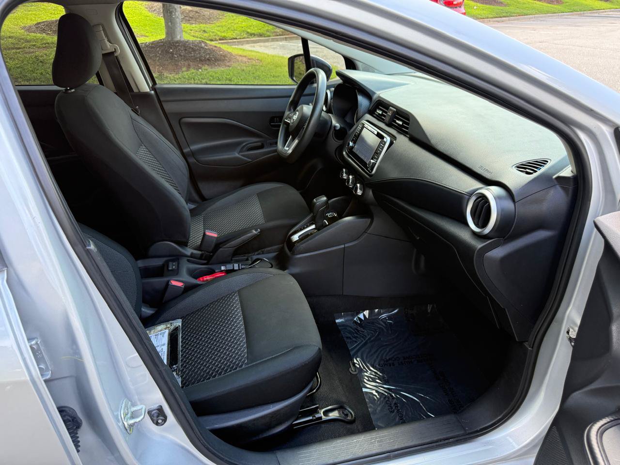 Used 2020 Nissan Versa S FWD image 16