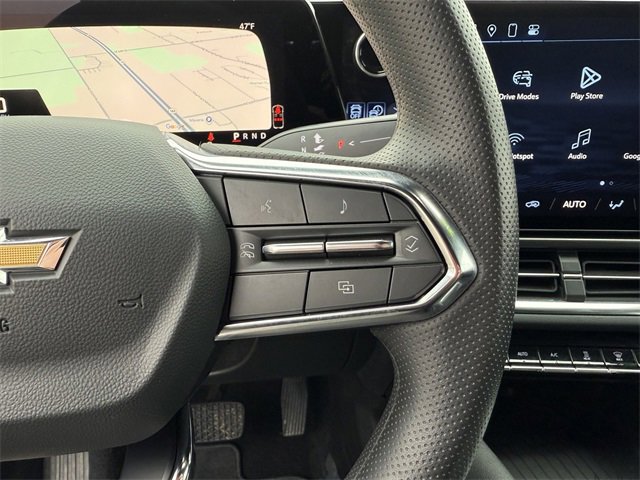 Used 2025 Chevrolet Equinox EV LT image 19