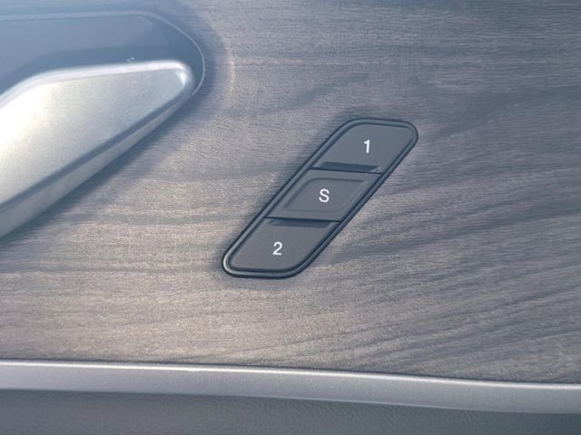 Used 2023 Jeep Grand Cherokee Limited w/ Black Appearance Package image 29