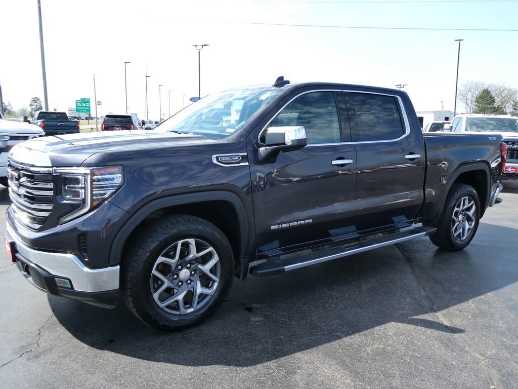 Used 2022 GMC Sierra 1500 SLT w/ SLT Premium Package image 10
