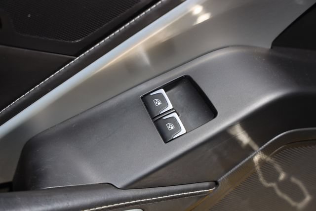 Used 2015 Chevrolet Corvette Z06 w/ 3LZ Preferred Equipment Group RWD image 23