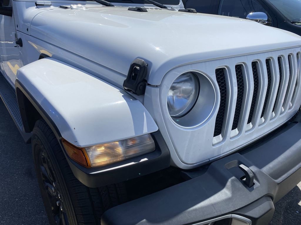 Used 2020 Jeep Wrangler Unlimited Sahara image 16