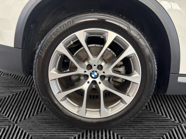 Used 2019 BMW X5 xDrive40i w/ Convenience Package AWD/4WD image 33