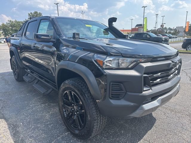 New 2025 Chevrolet Colorado Trail Boss w/ Midnight Edition image 2