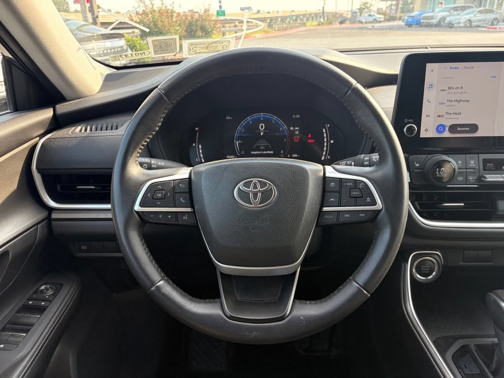 Used 2025 Toyota Grand Highlander AWD image 14