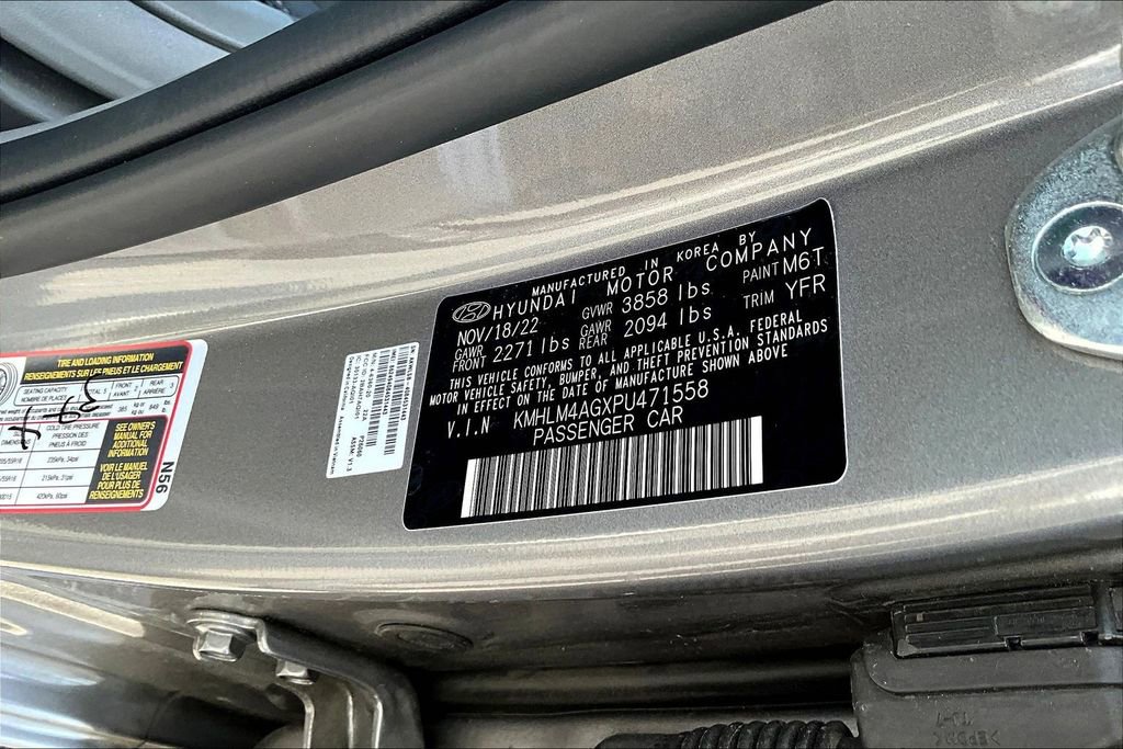 Used 2023 Hyundai Elantra SEL image 19