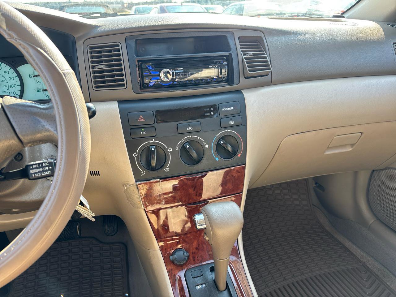 Used 2003 Toyota Corolla LE image 15