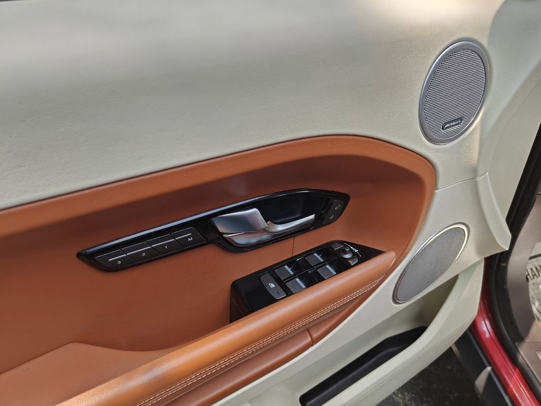 Used 2012 Land Rover Range Rover Evoque Prestige w/ Prestige Premium Pkg image 12