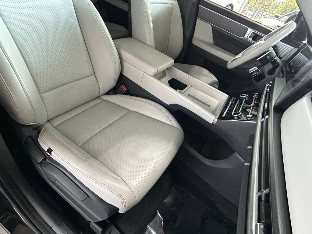 Used 2025 Hyundai Santa Fe SE image 23