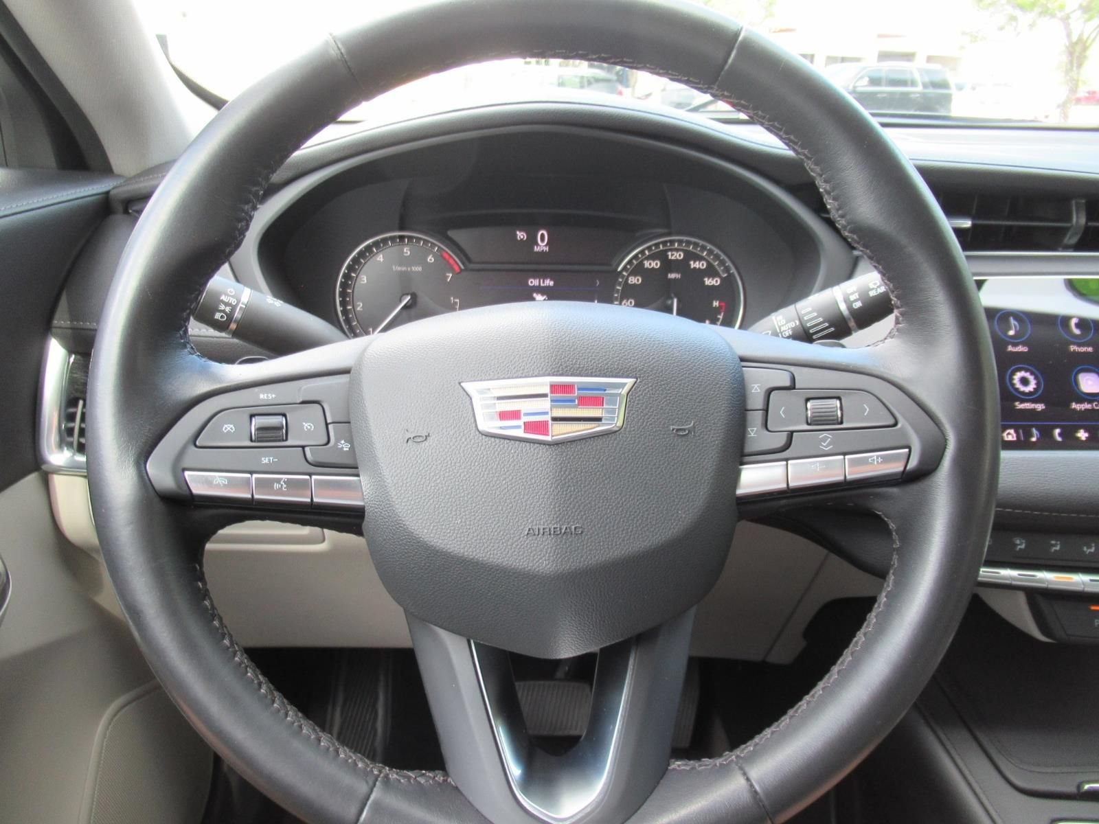 Used 2022 Cadillac XT4 Premium Luxury w/ Safety Alert Package AWD/4WD image 23