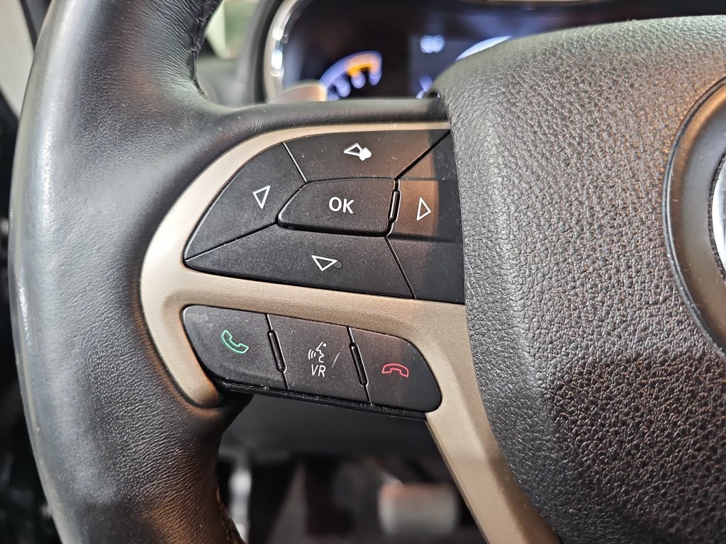 Used 2015 Jeep Grand Cherokee Summit w/ Platinum Series Group AWD/4WD image 20