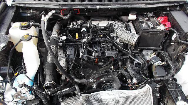 Used 2012 Ford Edge Limited image 9